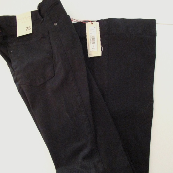 Beautiful Alice & Olivia Black High Rise Bell Jeans